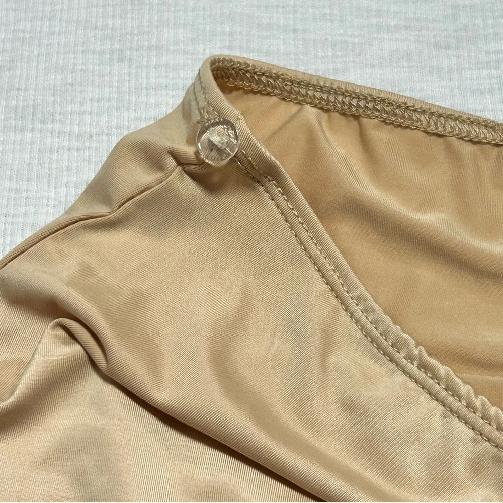Princess Polly High‎ Waisted Underwear Shorts NWOT Beige Tan Size 4